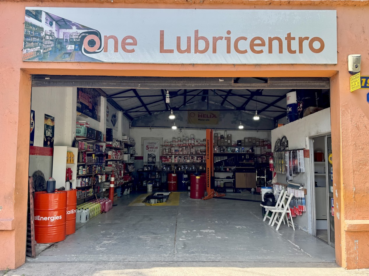 60 e/ 133 y 134 - Lubricentro venta